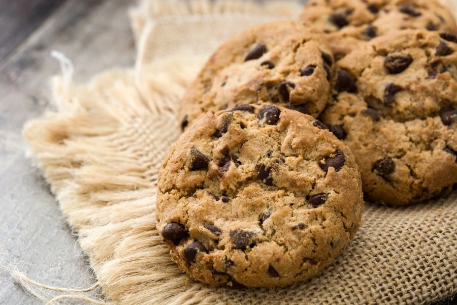 Cookies de Aveia e Chocolate Amargo