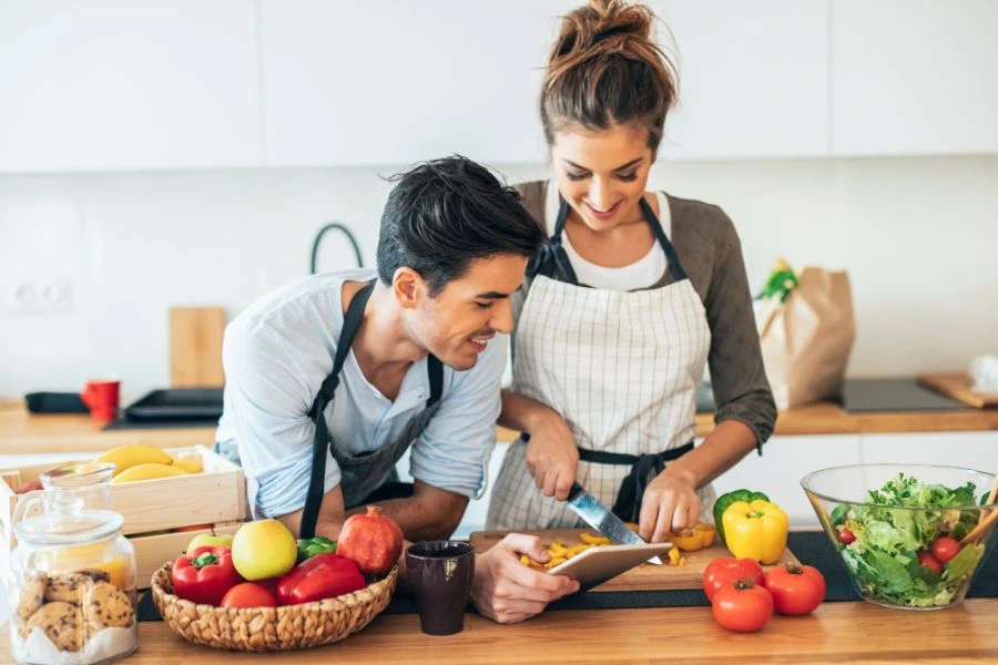 Cozinha com utensílios para receitas para emagrecer